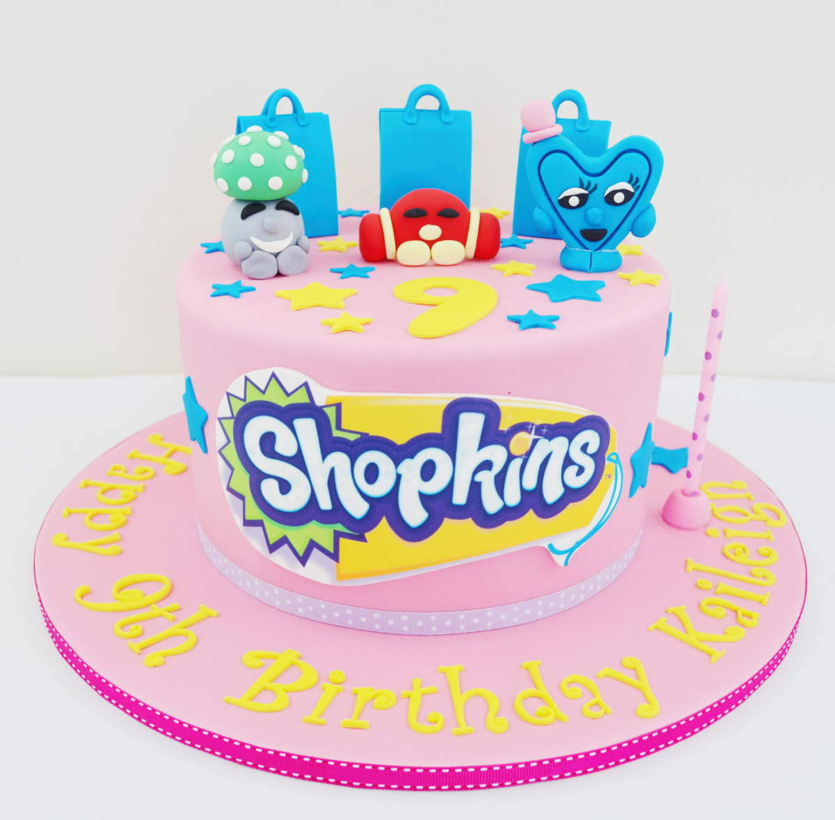 Children's Birthday Cakes. Experts in custom cake creations!